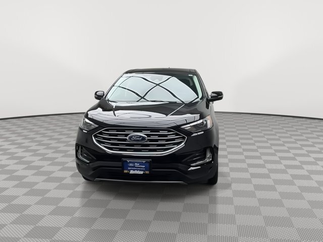 Certified 2024 Ford Edge Titanium AWD/4WD image 35