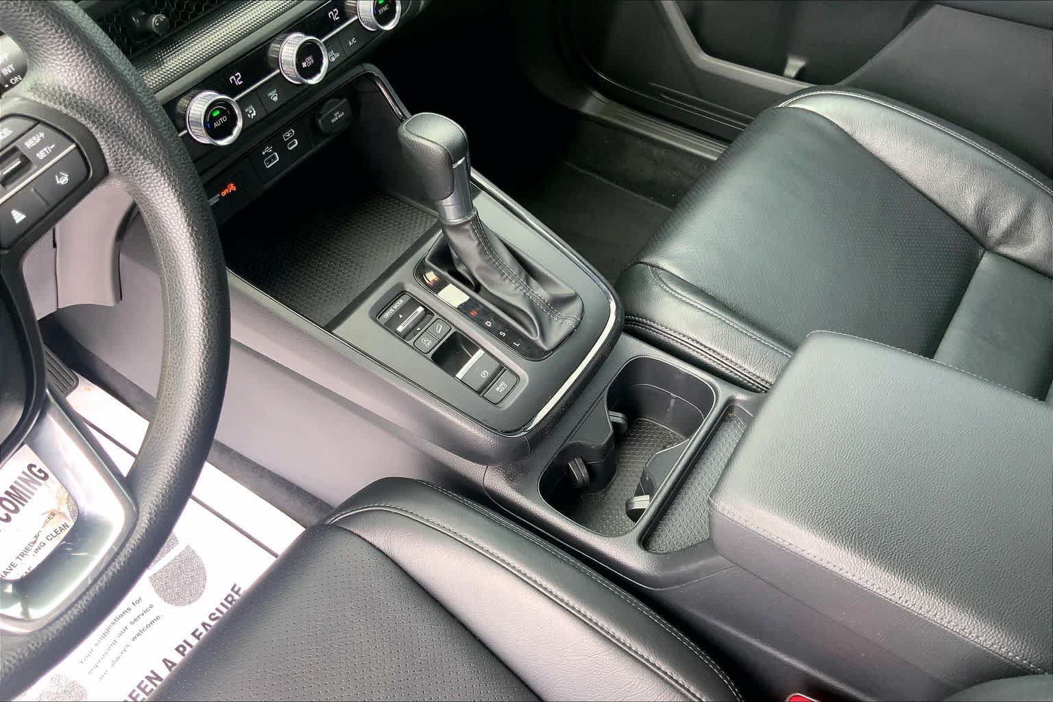 Used 2024 Honda CR-V EX image 16