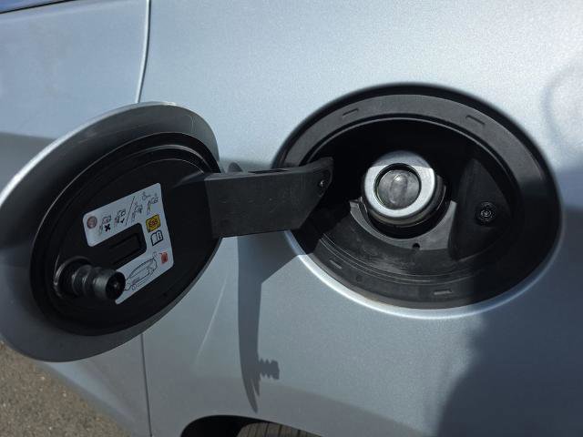 Used 2024 Chrysler Pacifica Limited FWD image 14