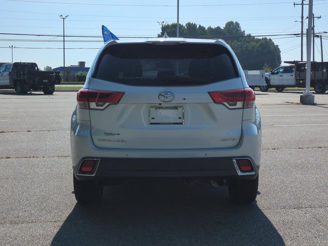 Used 2017 Toyota Highlander Limited FWD image 5