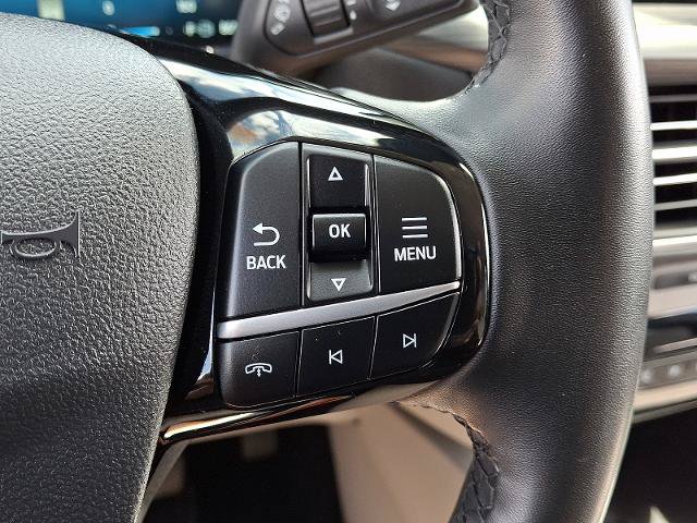 Certified 2023 Ford Escape Platinum AWD/4WD image 22