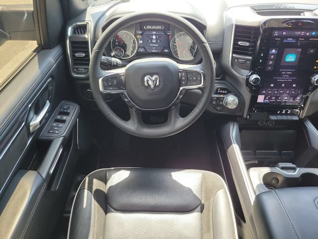 Used 2025 RAM 1500 Laramie w/ Sport Appearance Package AWD/4WD image 10