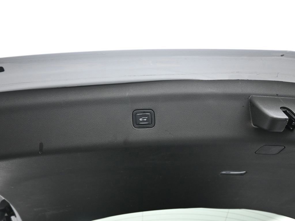 Used 2022 Buick Enclave Essence image 50