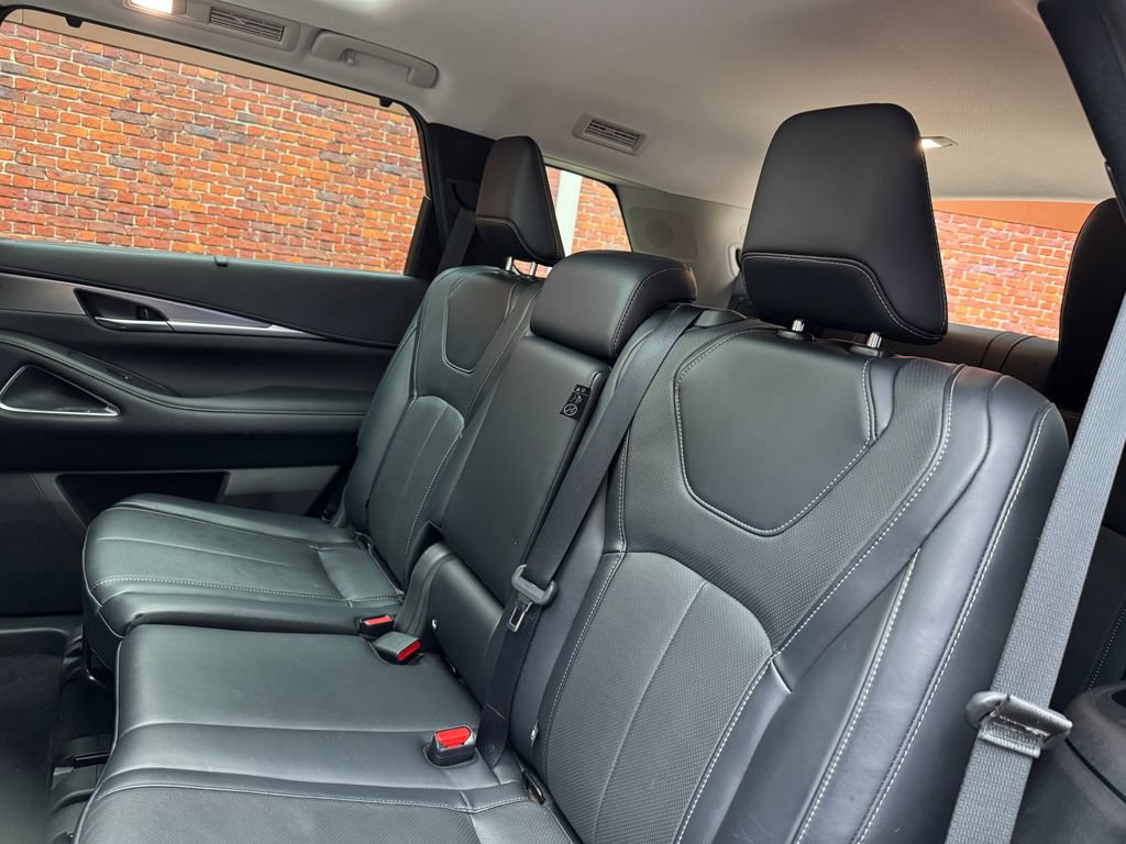 Used 2023 INFINITI QX60 Luxe w/ Performance Audio Package AWD/4WD image 26