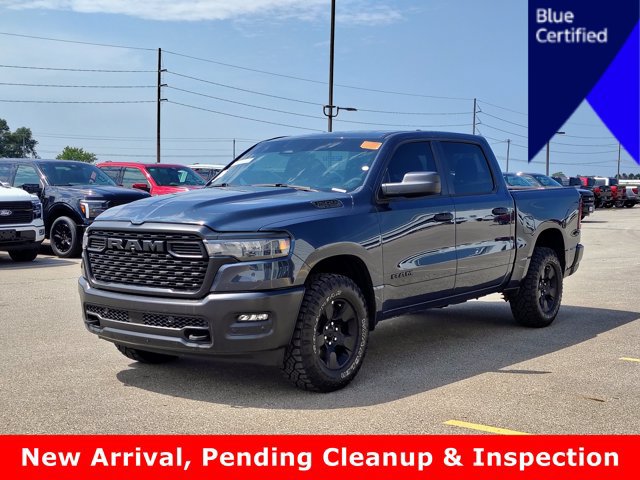 Used 2025 RAM 1500 Warlock AWD/4WD image 1