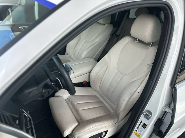 Used 2022 BMW X5 sDrive40i w/ Parking Assistance Package RWD image 12