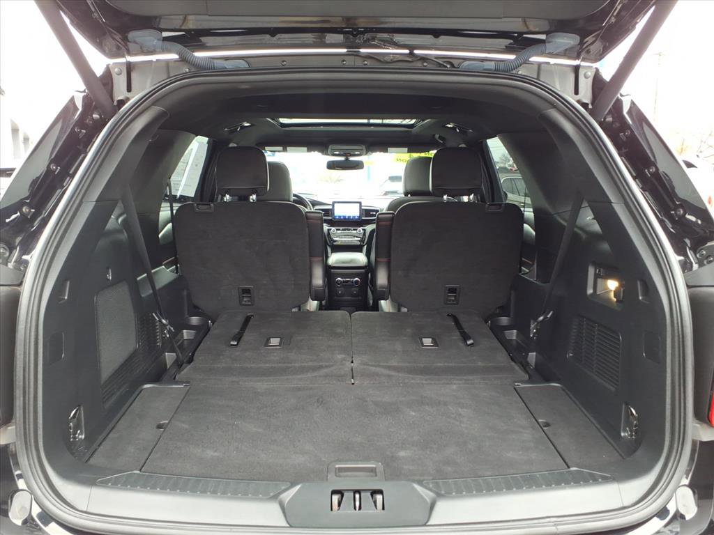 Certified 2022 Ford Explorer ST-Line w/ Class IV Trailer Tow Package image 12