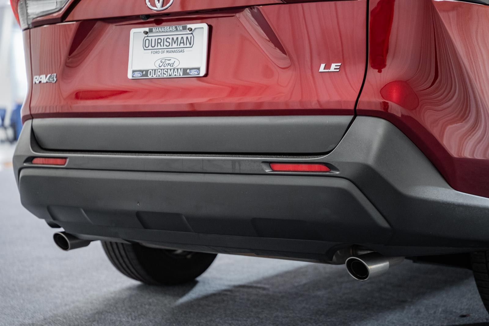 Used 2021 Toyota RAV4 LE image 18