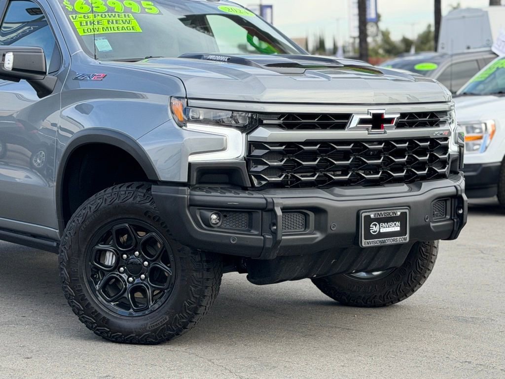 Used 2024 Chevrolet Silverado 1500 ZR2 w/ ZR2 Bison Edition AWD/4WD image 3