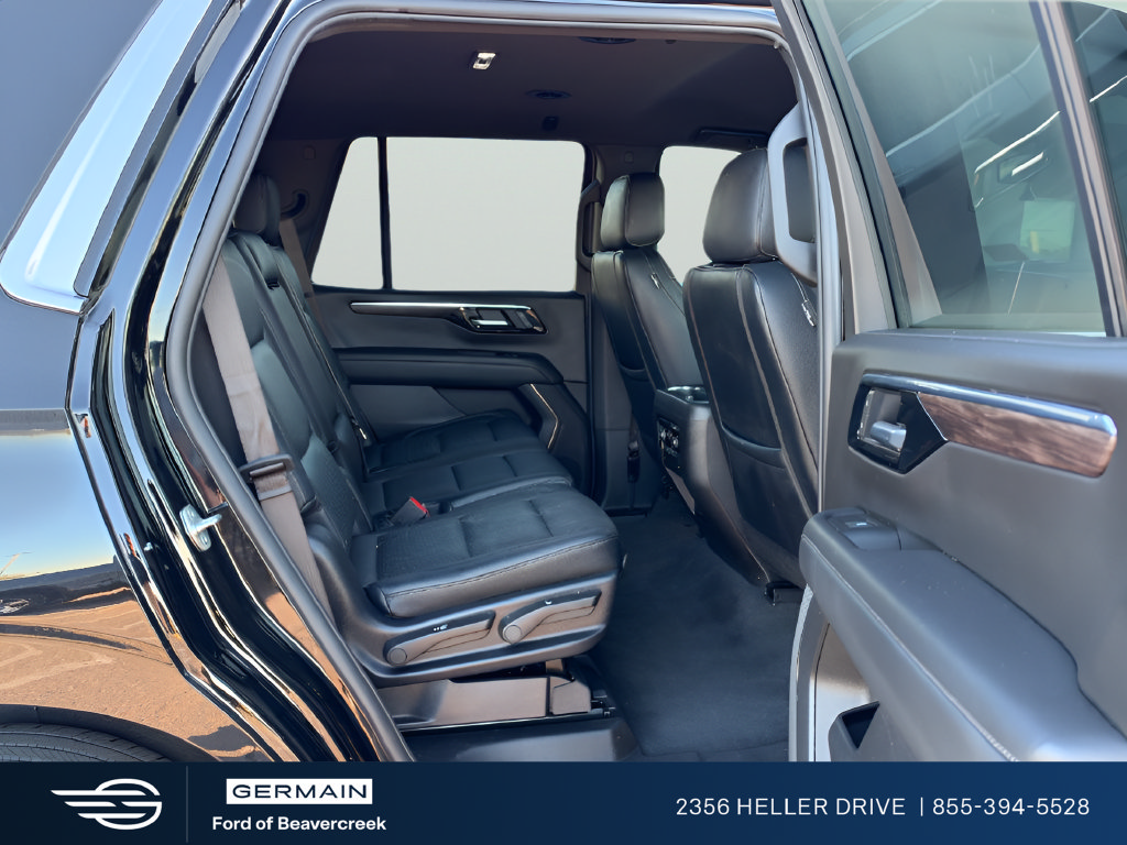 Used 2025 Chevrolet Tahoe LS AWD/4WD image 10