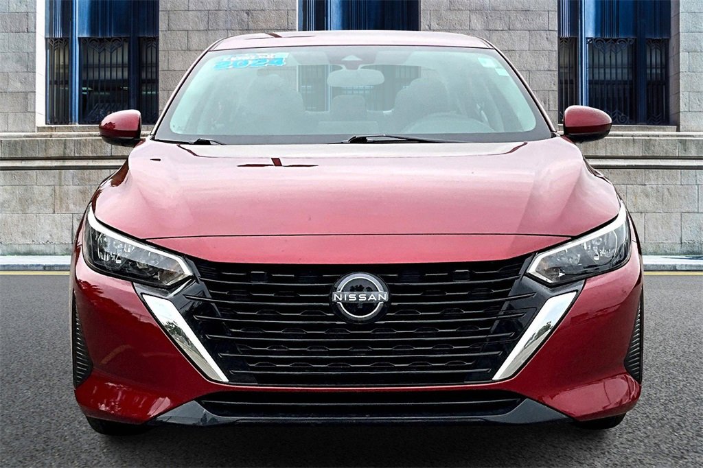 Used 2024 Nissan Sentra SV image 3