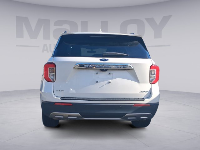 Certified 2023 Ford Explorer XLT w/ Equipment Group 202A AWD/4WD image 4