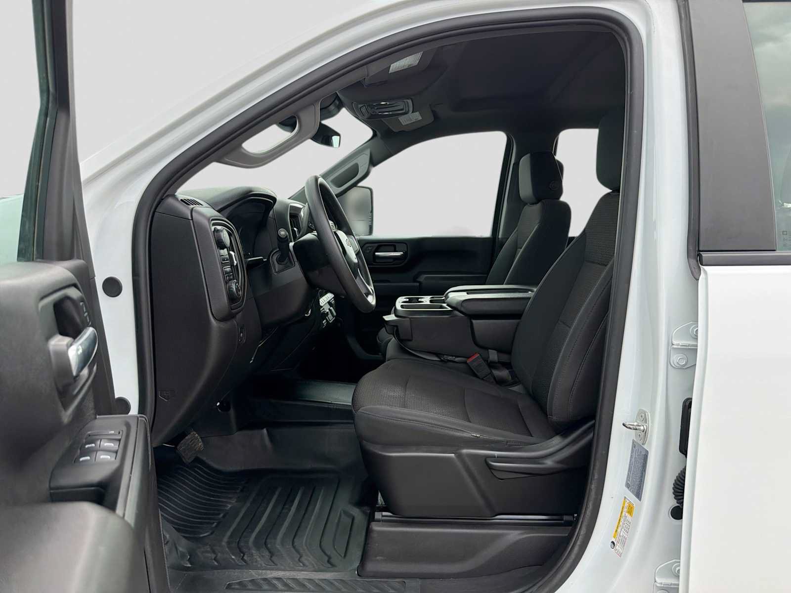 Used 2024 Chevrolet Silverado 3500 W/T AWD/4WD image 2