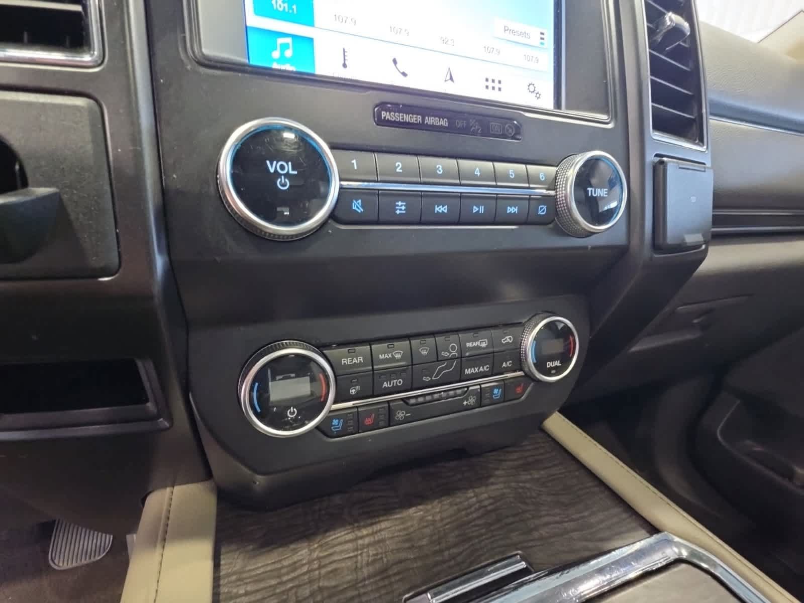 Certified 2019 Ford Expedition Limited w/ Equipment Group 301A AWD/4WD image 28