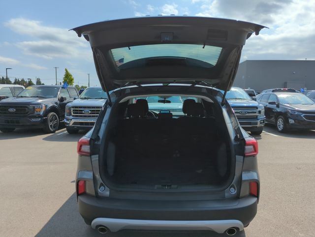 Certified 2025 Ford Escape Active AWD/4WD image 18
