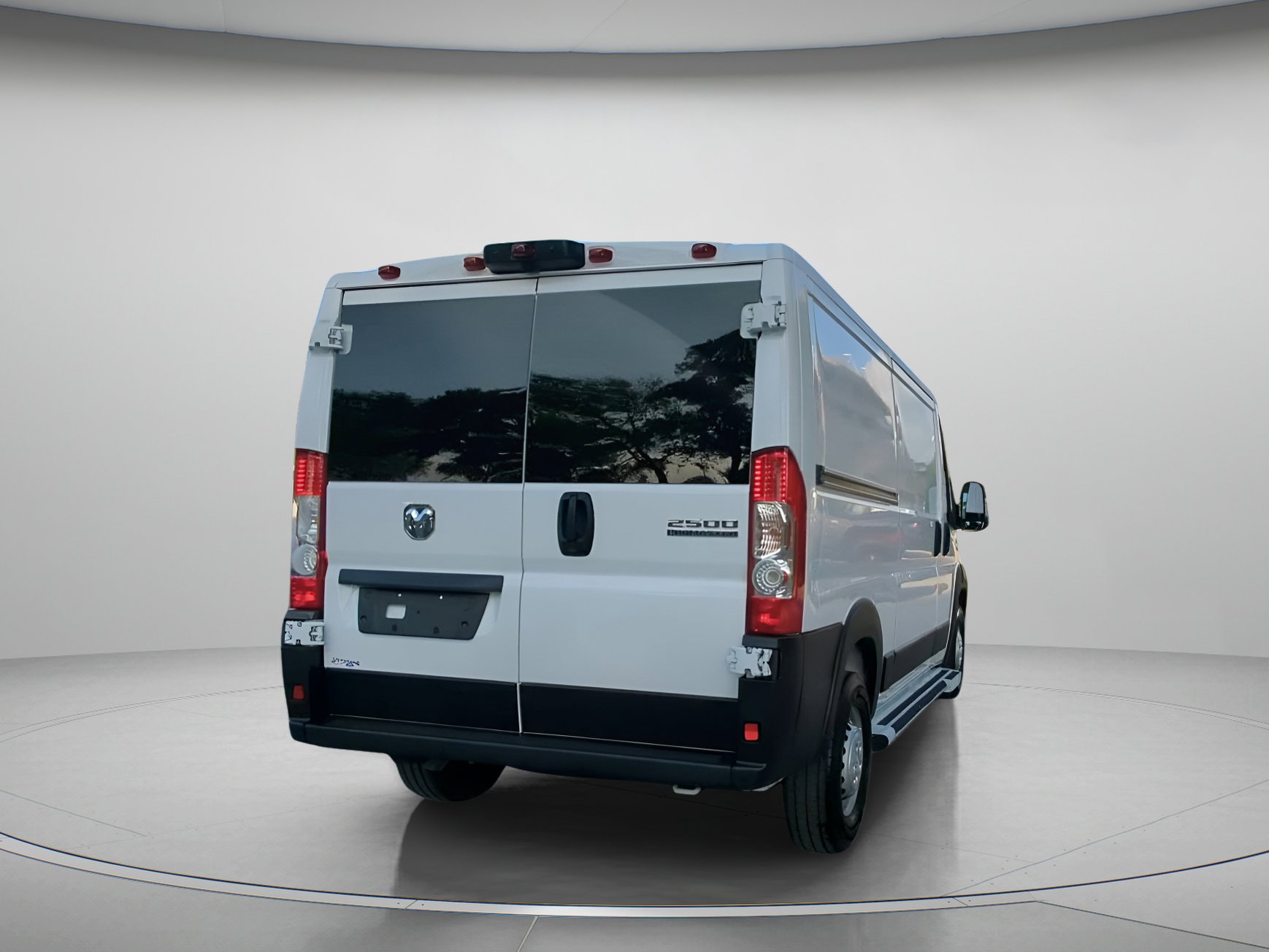 Used 2025 RAM ProMaster 2500 w/ U-Haul Equipment Group FWD image 26