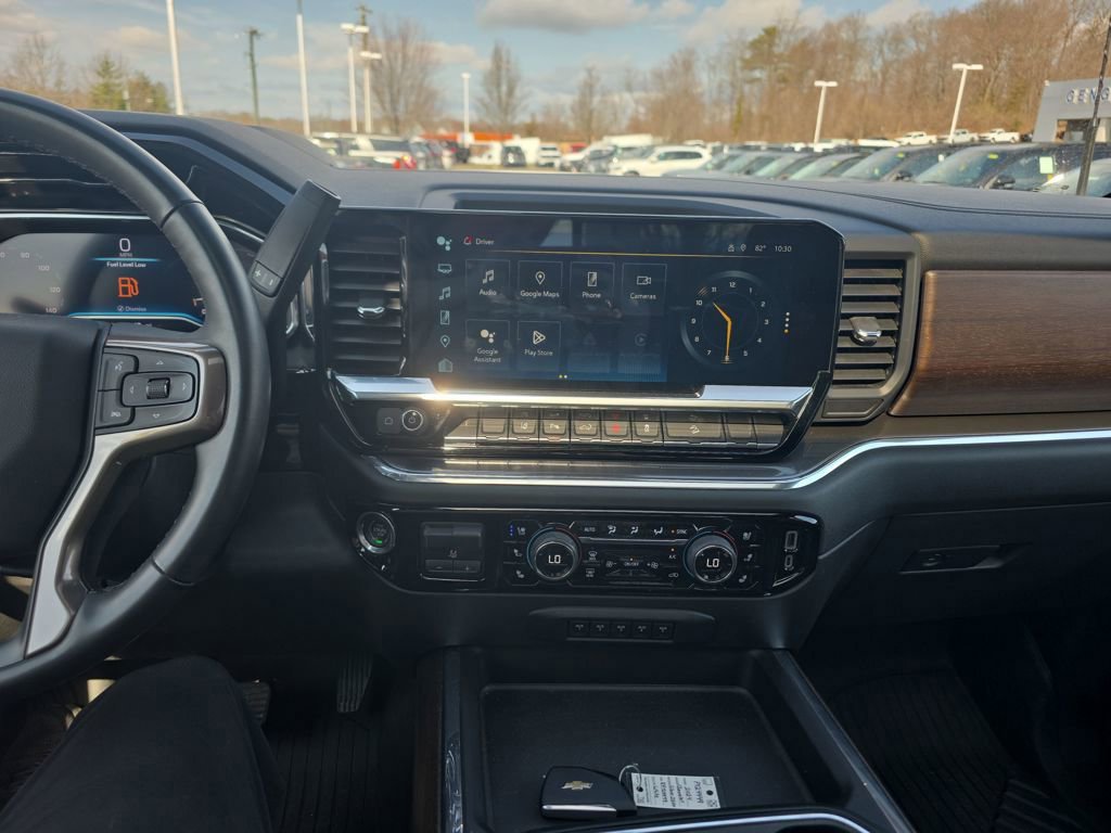 Used 2024 Chevrolet Silverado 2500 High Country w/ Technology Package image 31