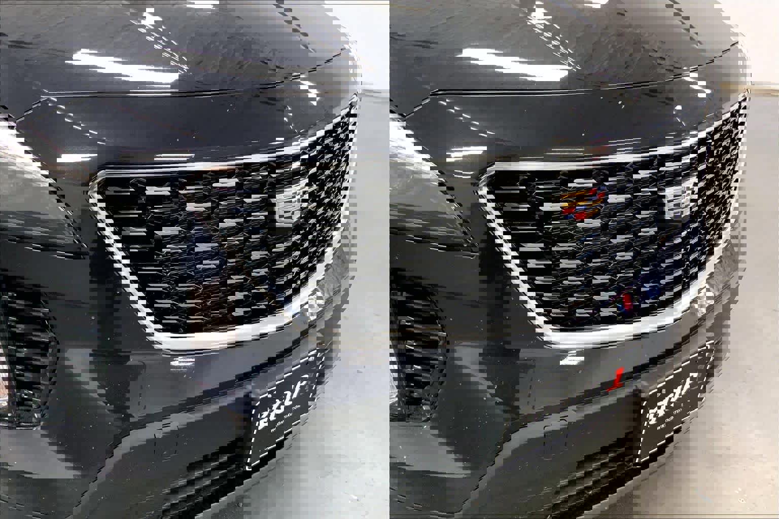 Used 2023 Cadillac XT4 Luxury w/ Cold Weather Package image 27