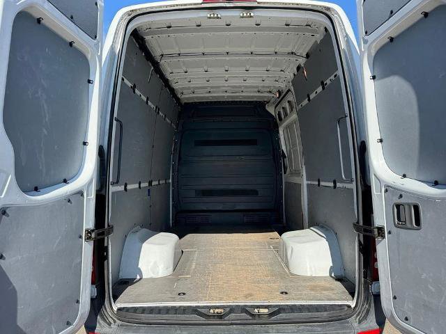 Used 2017 Mercedes-Benz Sprinter 3500 image 6