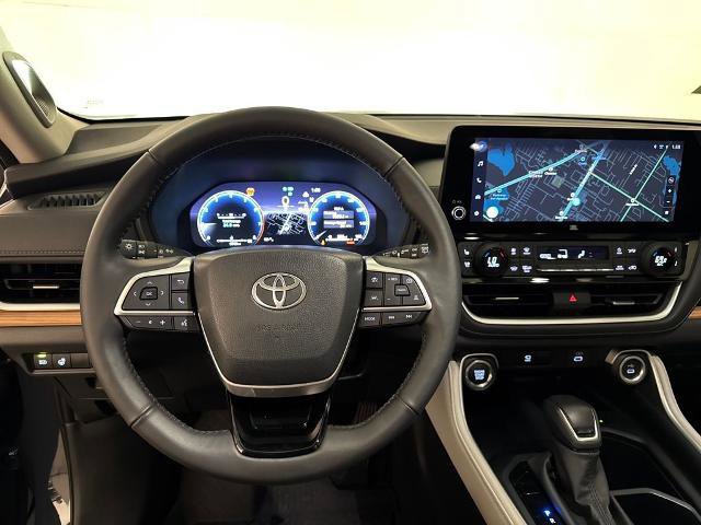 Used 2026 Toyota Grand Highlander FWD image 11