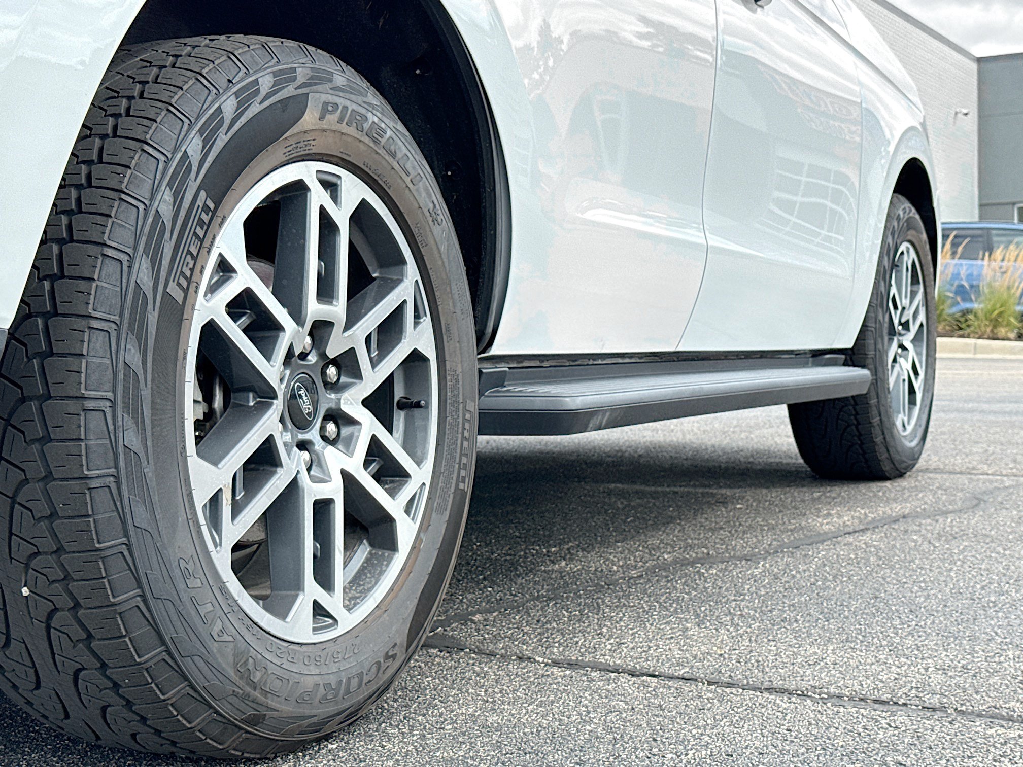 Certified 2025 Ford Expedition Active AWD/4WD image 18