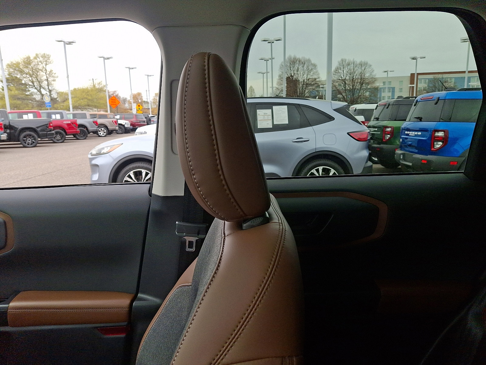 Certified 2023 Ford Bronco Sport Outer Banks w/ Tech Package AWD/4WD image 16