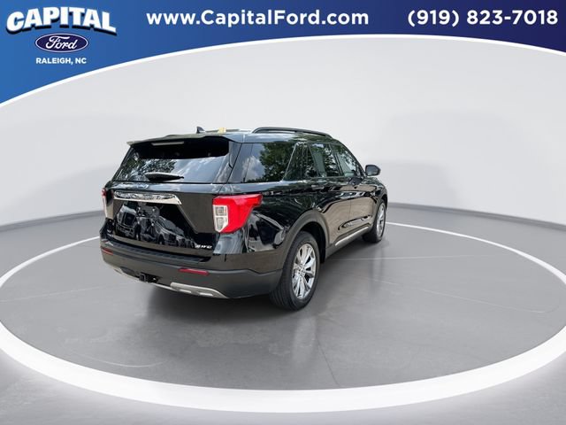 Certified 2023 Ford Explorer XLT w/ Equipment Group 202A AWD/4WD image 8