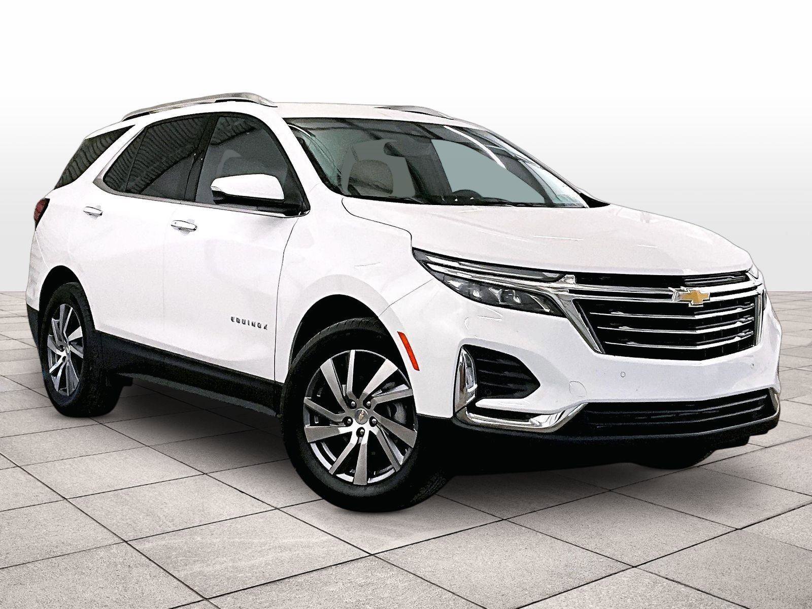 Used 2023 Chevrolet Equinox Premier AWD/4WD image 2