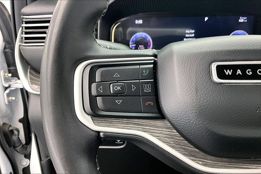 Used 2022 Jeep Wagoneer Series II AWD/4WD image 18