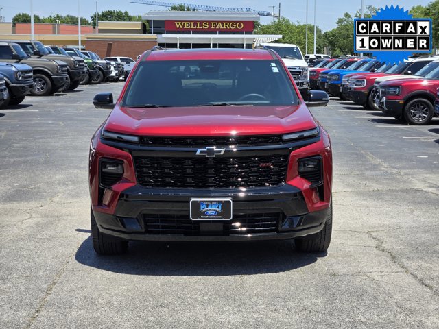 Used 2025 Chevrolet Traverse RS AWD/4WD image 2