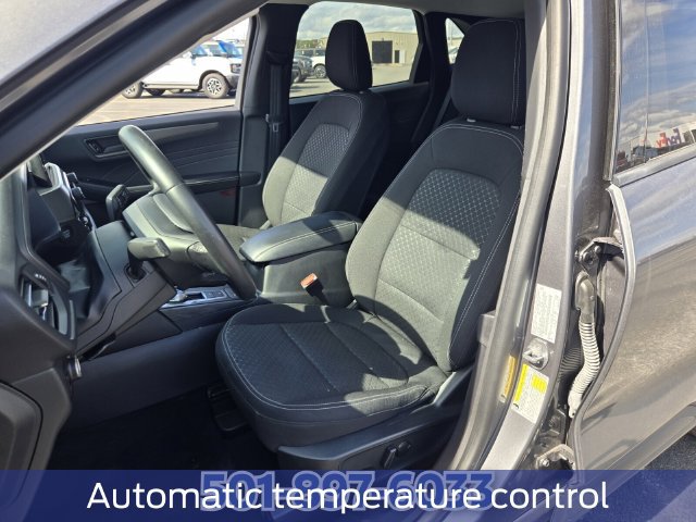 Certified 2023 Ford Escape Active FWD image 11