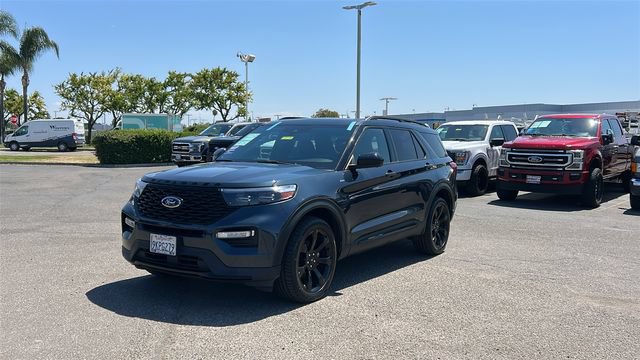 Certified 2023 Ford Explorer ST-Line w/ Class IV Trailer Tow Package AWD/4WD image 8
