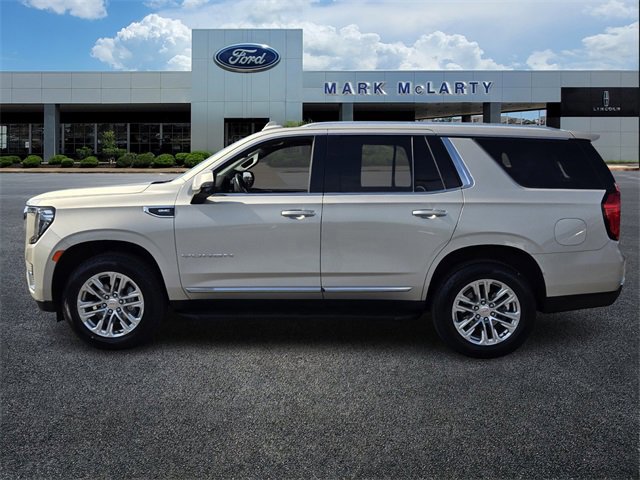 Used 2022 GMC Yukon SLT w/ SLT Luxury Package image 2