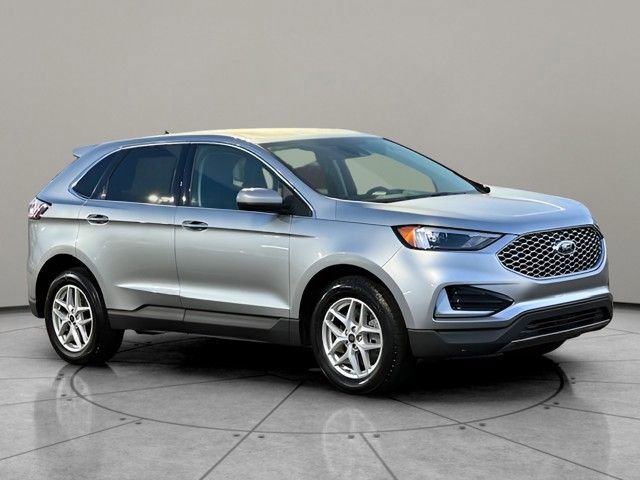Certified 2024 Ford Edge SEL image 13