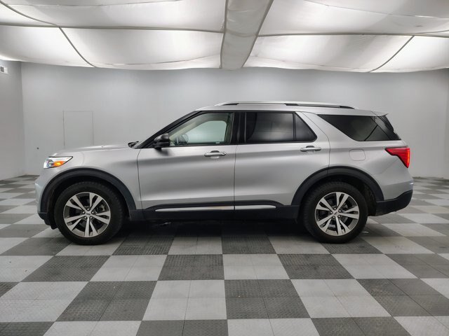 Certified 2020 Ford Explorer Platinum w/ Premium Technology Package AWD/4WD image 4