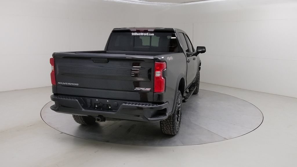 Used 2023 Chevrolet Silverado 1500 ZR2 w/ Technology Package AWD/4WD image 15