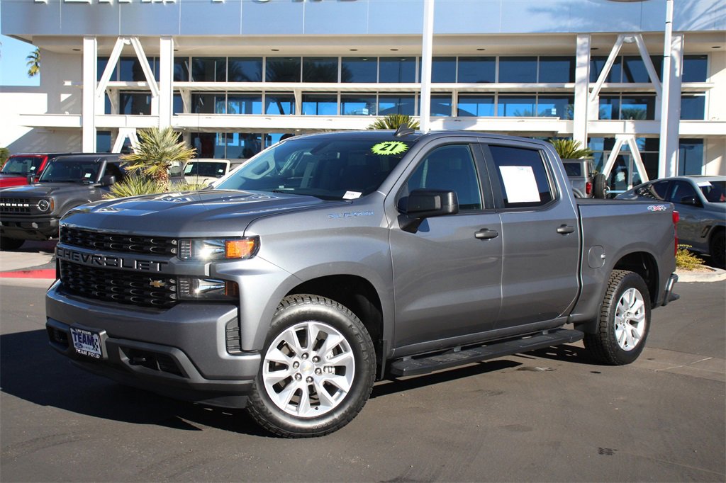 Used 2021 Chevrolet Silverado 1500 Custom image 1