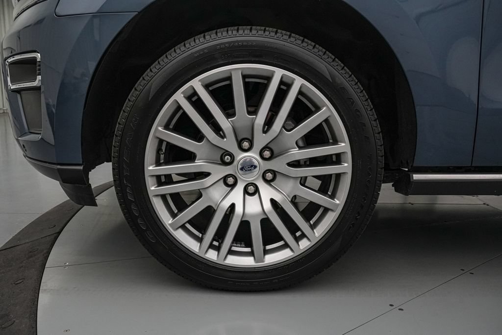 Certified 2023 Ford Expedition Max Limited AWD/4WD image 10