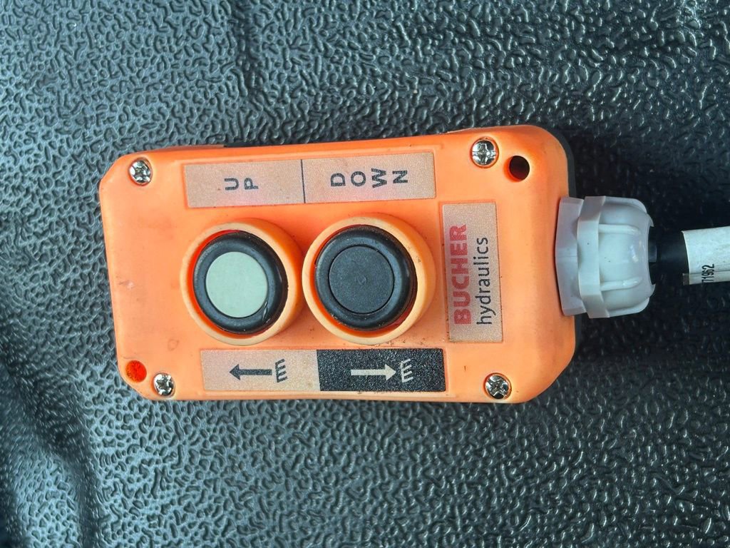 Certified 2023 Ford F550 XL w/ XL Chrome Package image 35