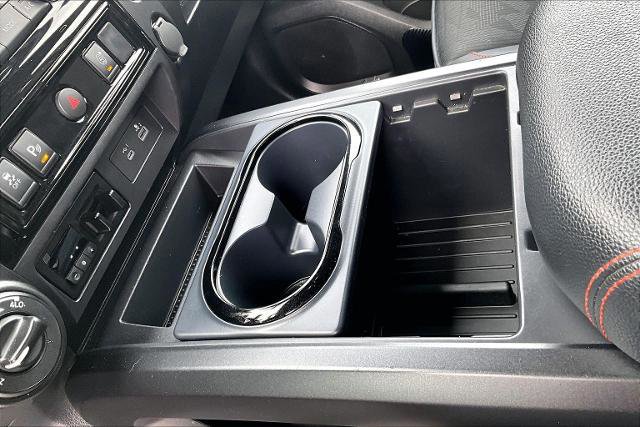 Used 2021 Nissan Titan PRO-4X w/ Pro-4x Utility Package image 18