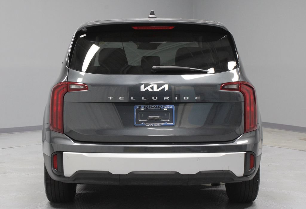 Used 2024 Kia Telluride LX FWD image 9