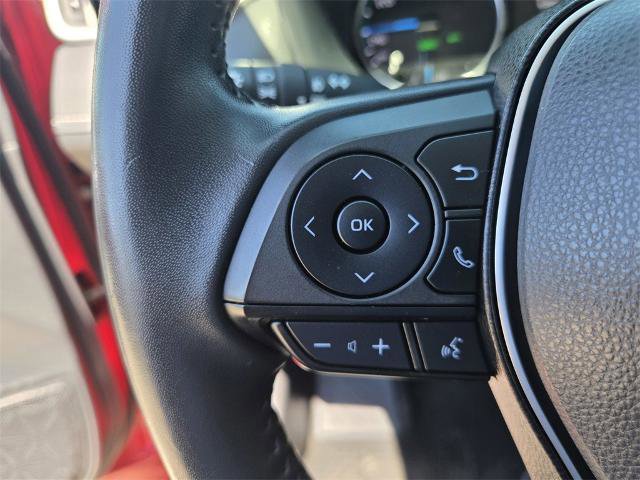 Used 2022 Toyota RAV4 XLE Premium image 25