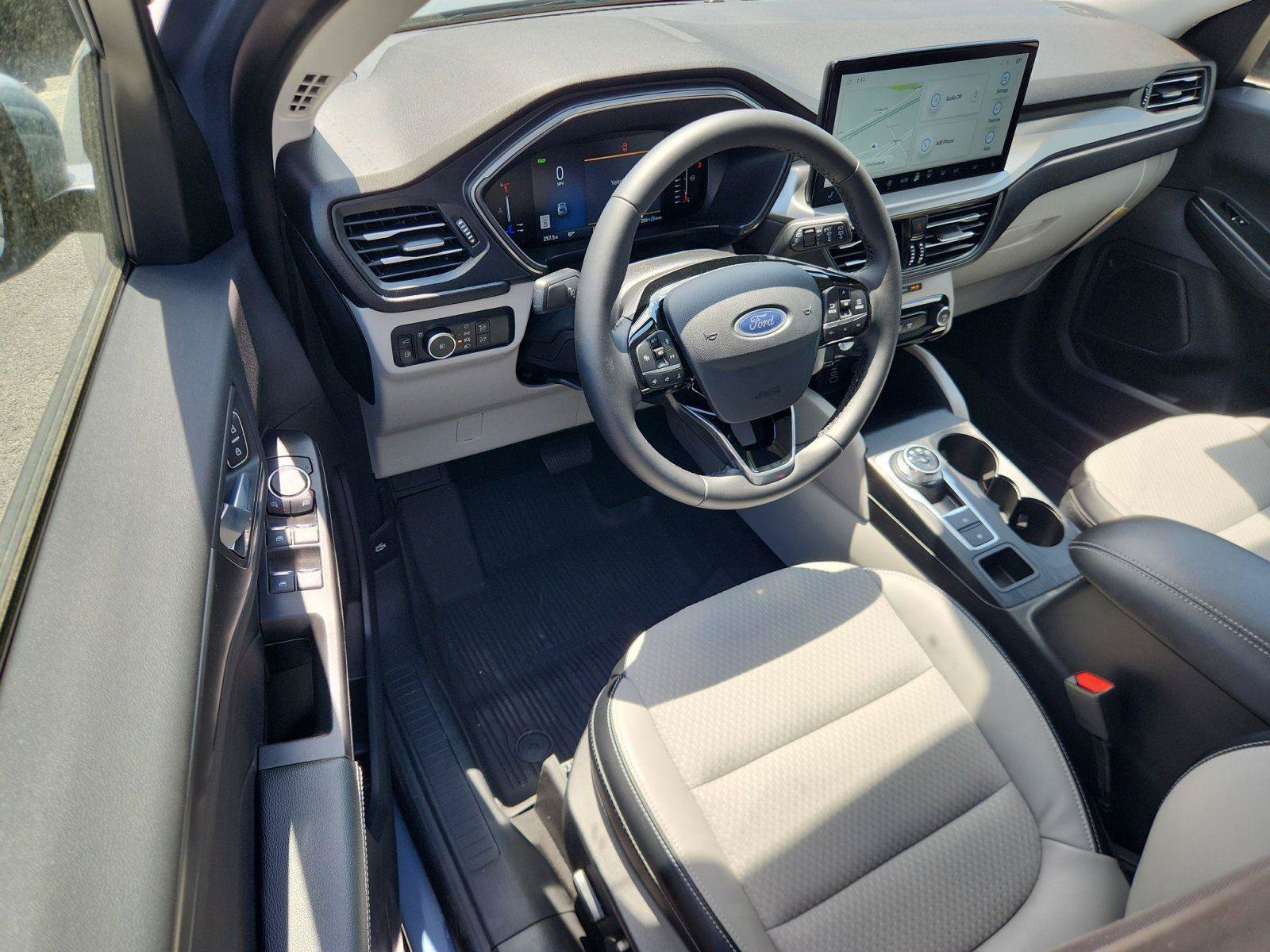 Certified 2024 Ford Escape SE FWD image 15