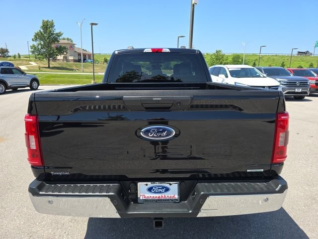 Certified 2022 Ford F150 XLT w/ Trailer Tow Package AWD/4WD image 4