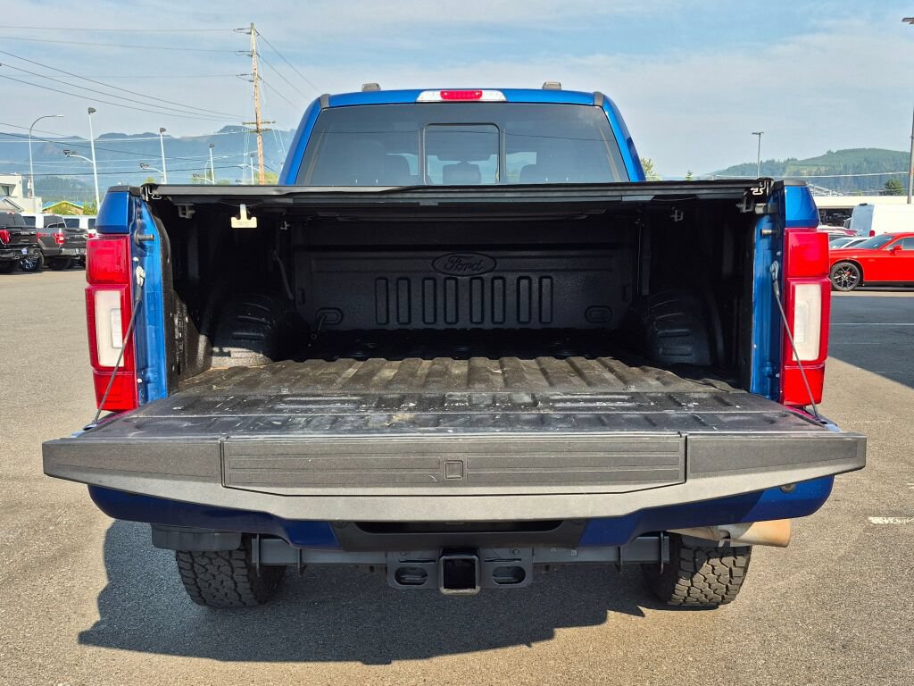Certified 2022 Ford F350 Lariat w/ Tremor Off-Road Package AWD/4WD image 10