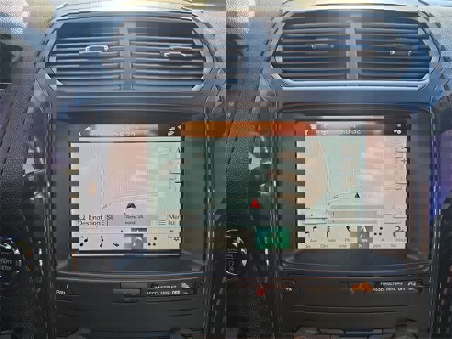 Certified 2019 Ford Explorer XLT w/ Equipment Group 202A image 18