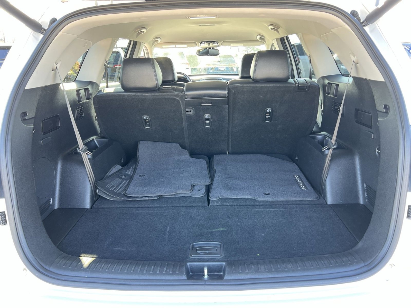 Used 2019 Kia Sorento EX image 24