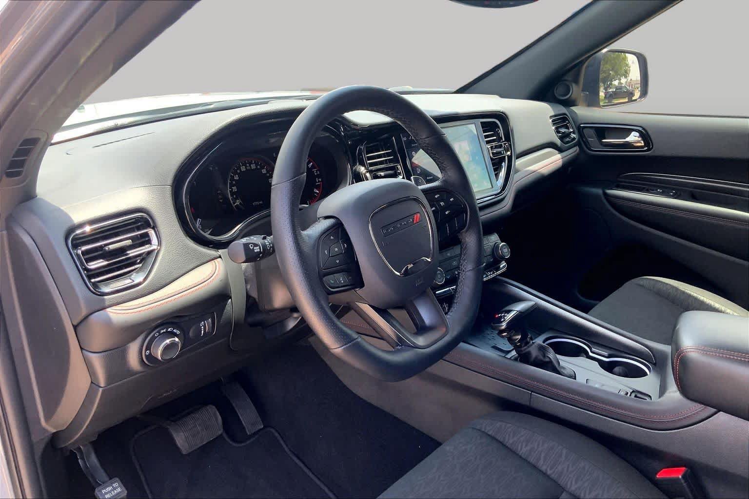 Used 2026 Dodge Durango GT w/ Blacktop Package AWD/4WD image 18