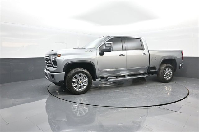 Used 2026 Chevrolet Silverado 2500 High Country w/ Technology Package image 4