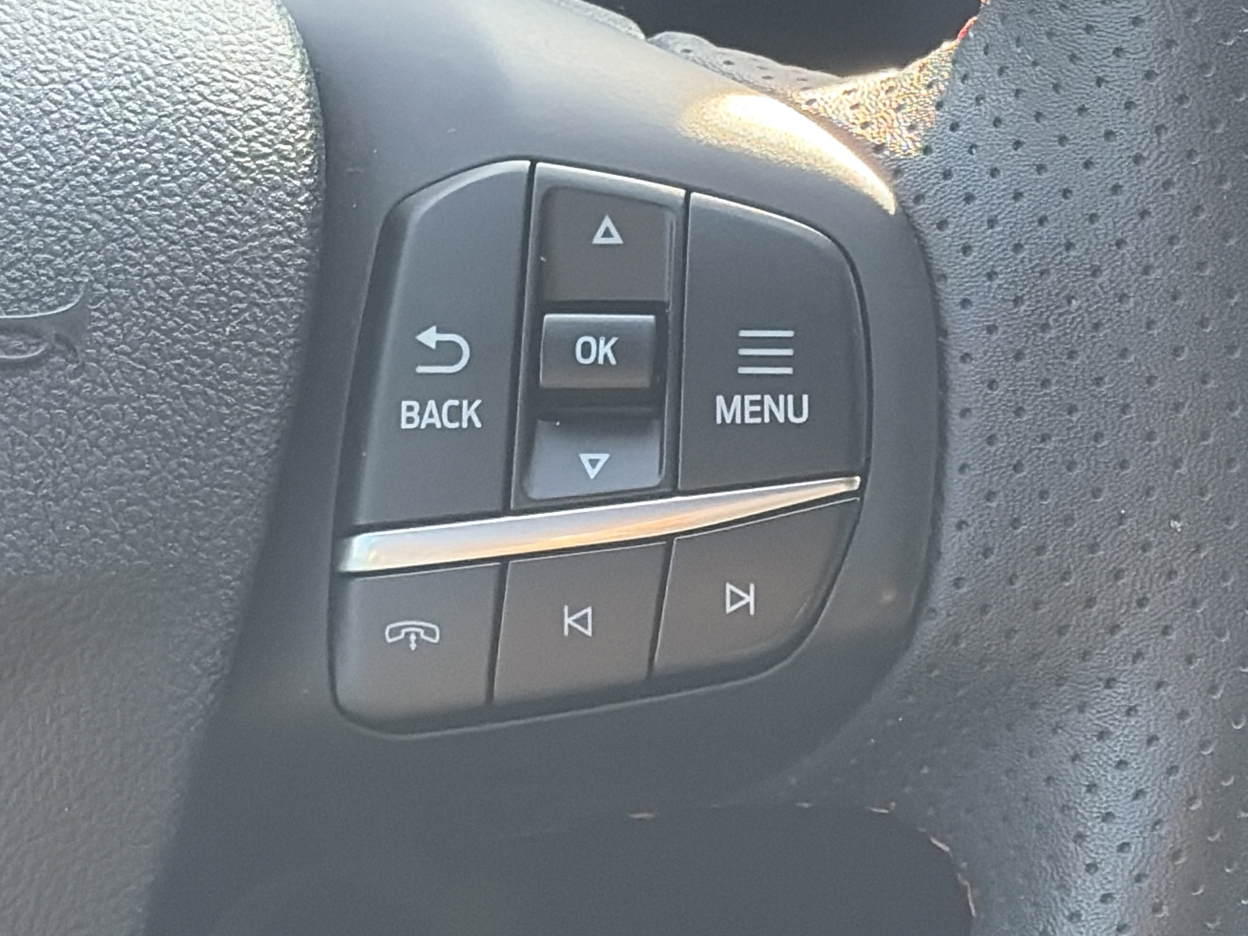 Certified 2023 Ford Escape ST-Line Select w/ Tech Pack #2 image 18